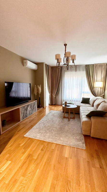 Wohnung in Becici, Montenegro, 73 m² - Foto 1
