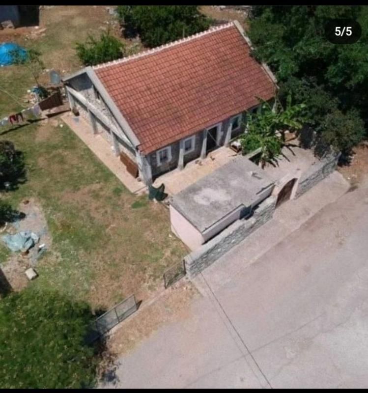 Casa en Danilovgrad, Montenegro, 120 m² - imagen 1