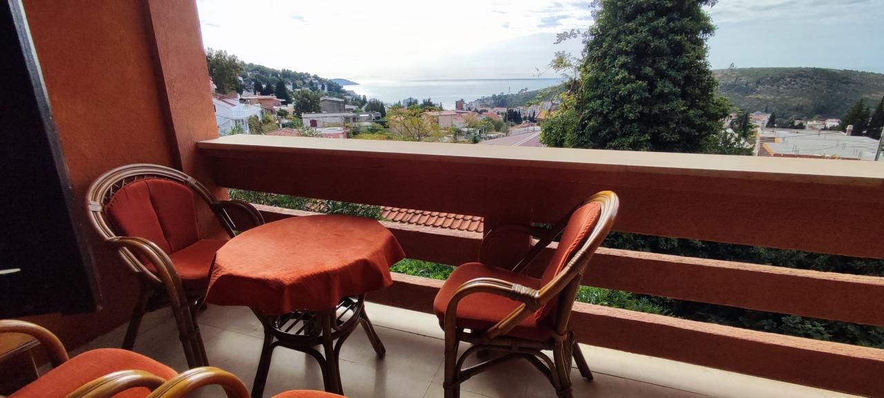 Flat in Sutomore, Montenegro, 97 m² - picture 1