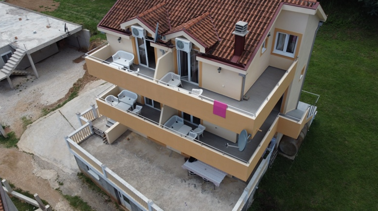 Casa en Baosici, Montenegro, 276 m² - imagen 1