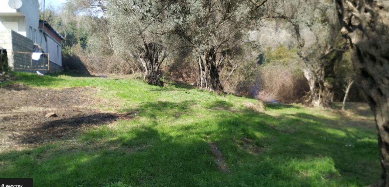 Terrain à Kruče, Monténégro, 1 057 m² - image 1
