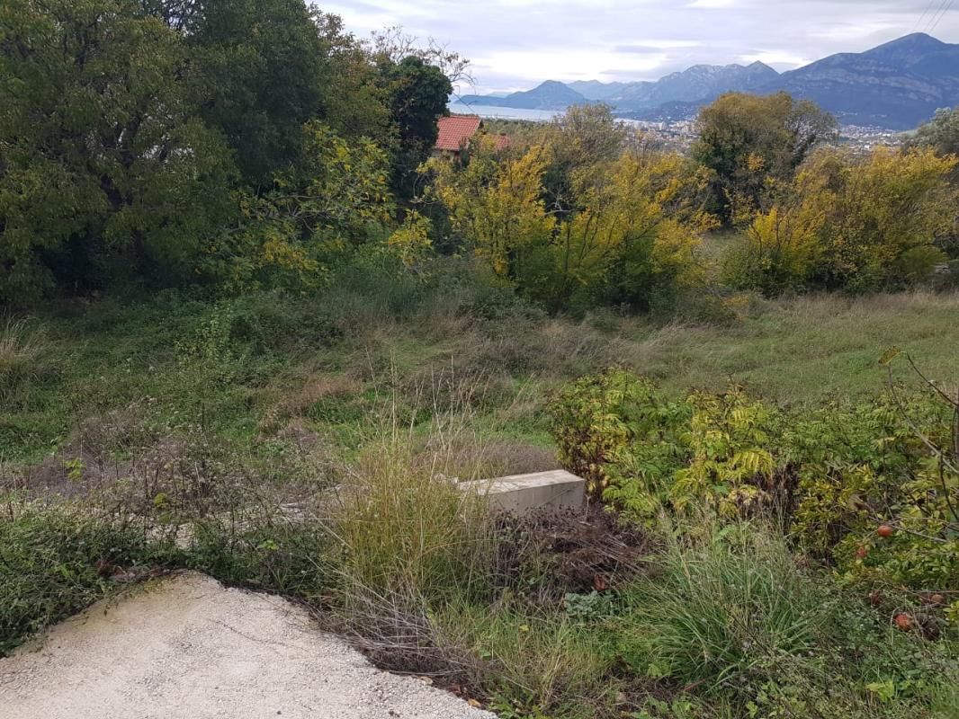 Grundstück in Dobra Voda, Montenegro, 1 515 m² - Foto 1