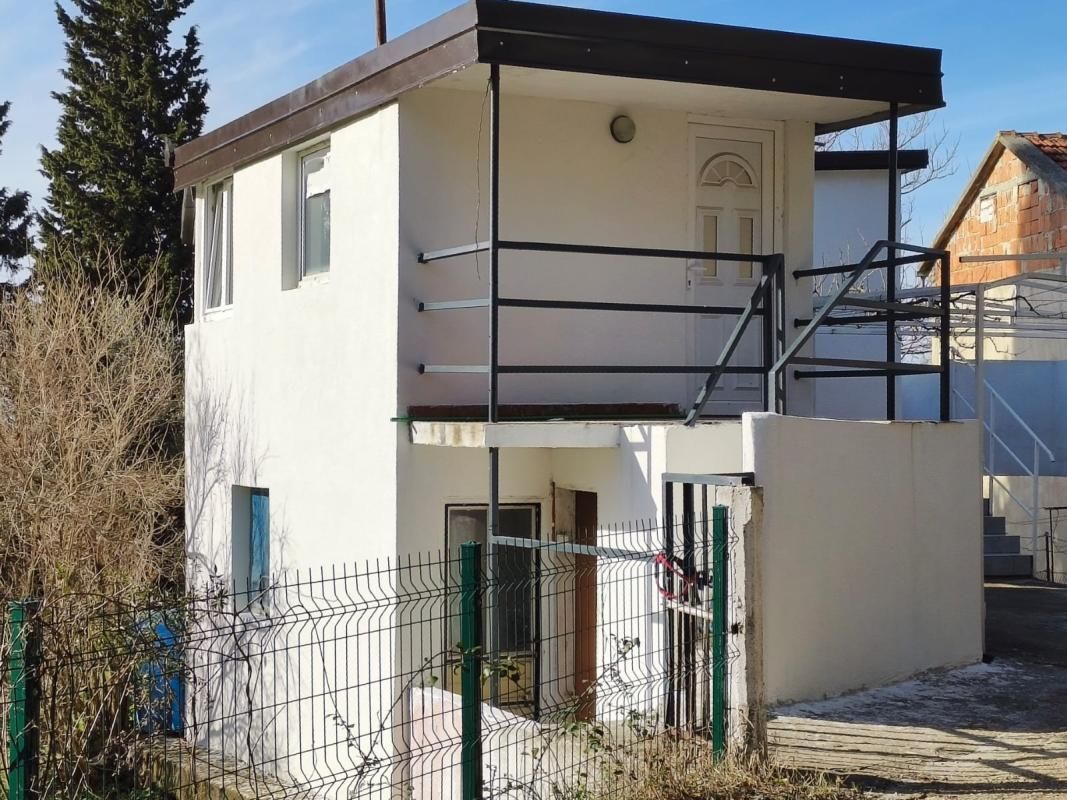 Maison à Šušanj, Monténégro, 32 m² - image 1