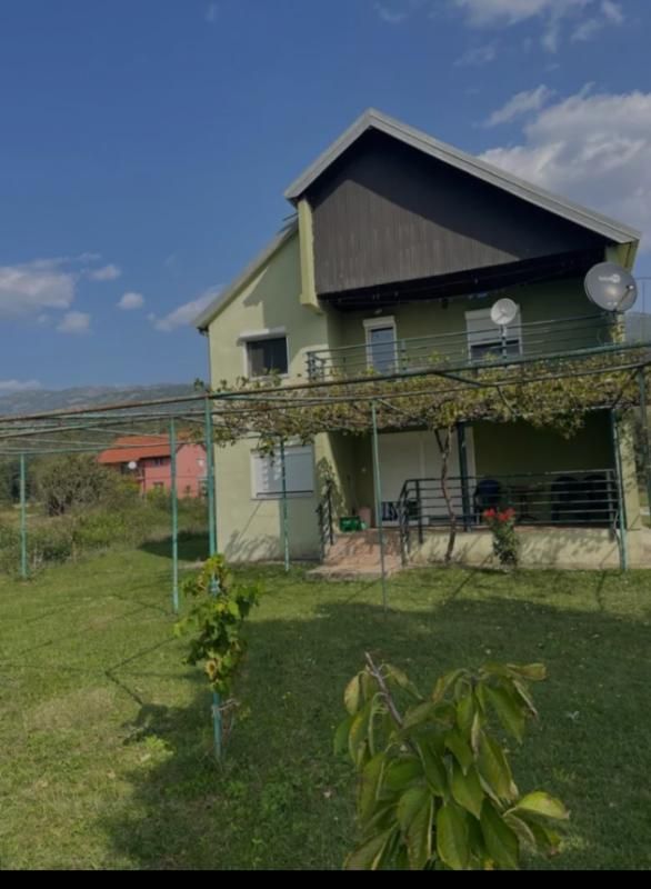 Haus in Danilovgrad, Montenegro, 150 m² - Foto 1