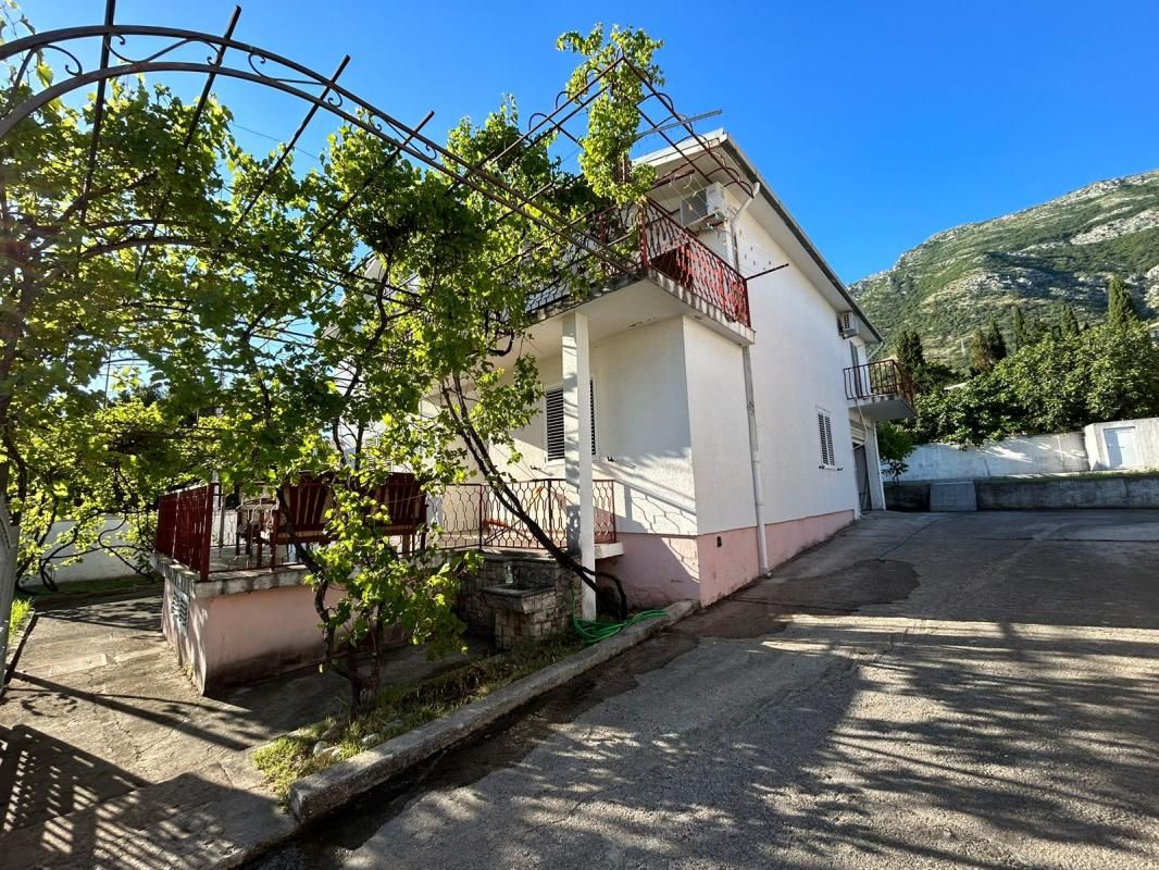 Maison à Sutomore, Monténégro, 269 m² - image 1