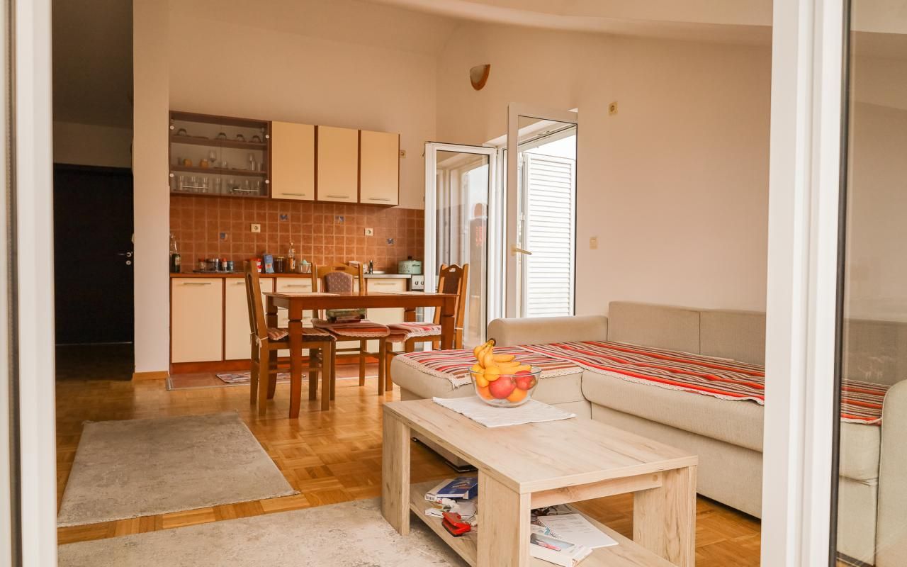 Flat in Tivat, Montenegro, 60 m² - picture 1