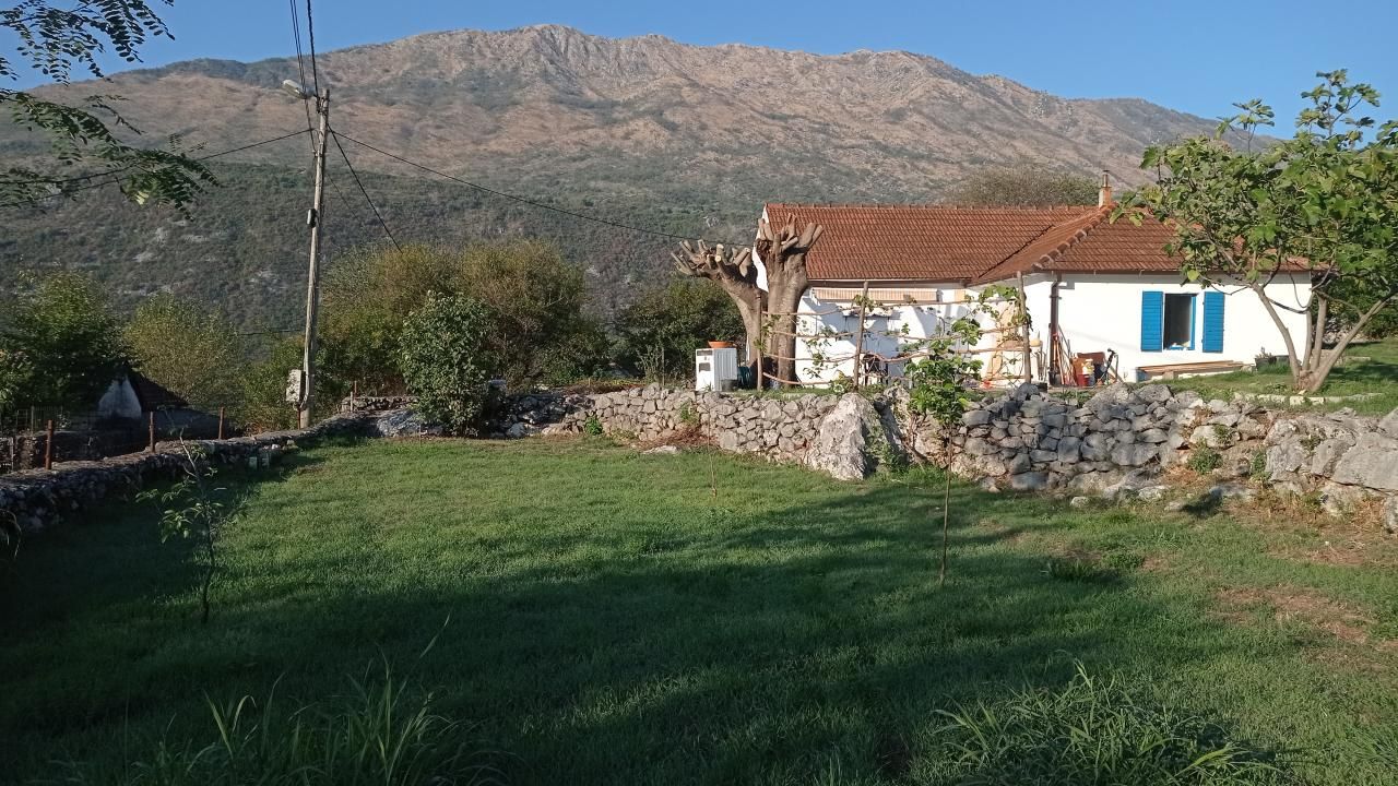 Casa en Danilovgrad, Montenegro, 79 m² - imagen 1