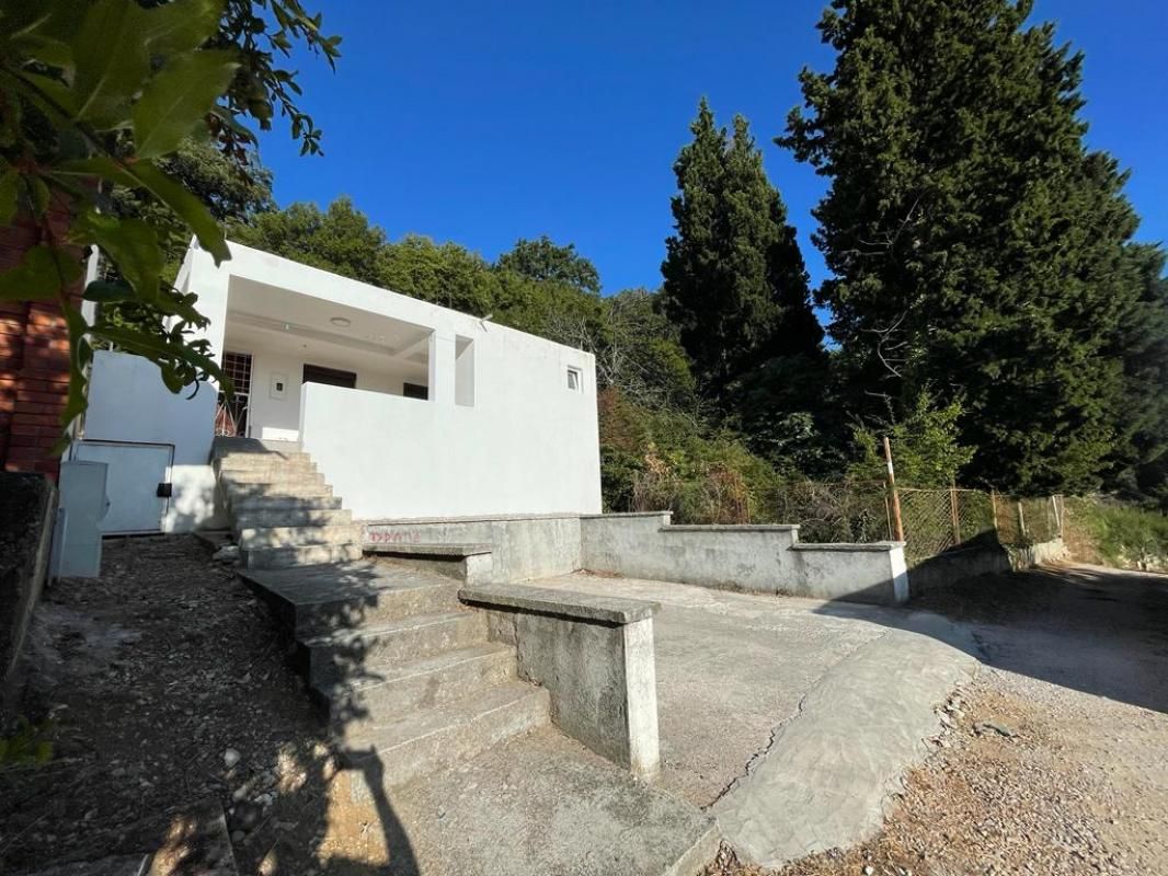 Casa en Sutomore, Montenegro, 59 m² - imagen 1