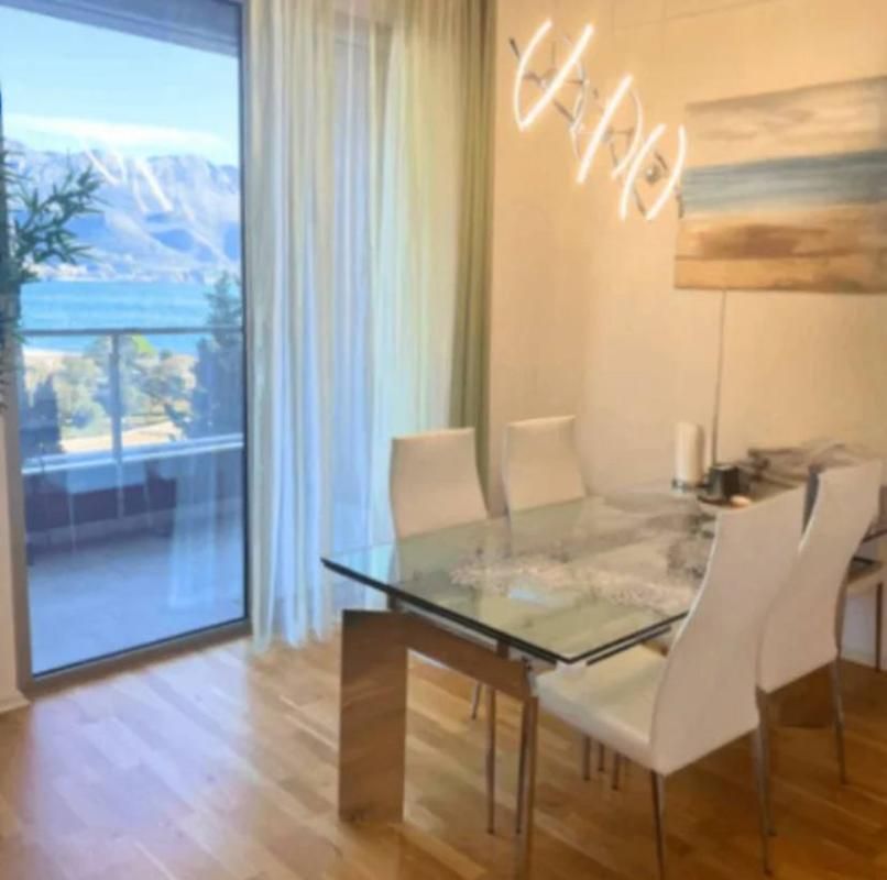 Piso en Becici, Montenegro, 105 m² - imagen 1