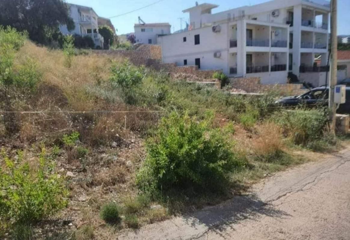 Terrain à Utjeha, Monténégro, 430 m² - image 1