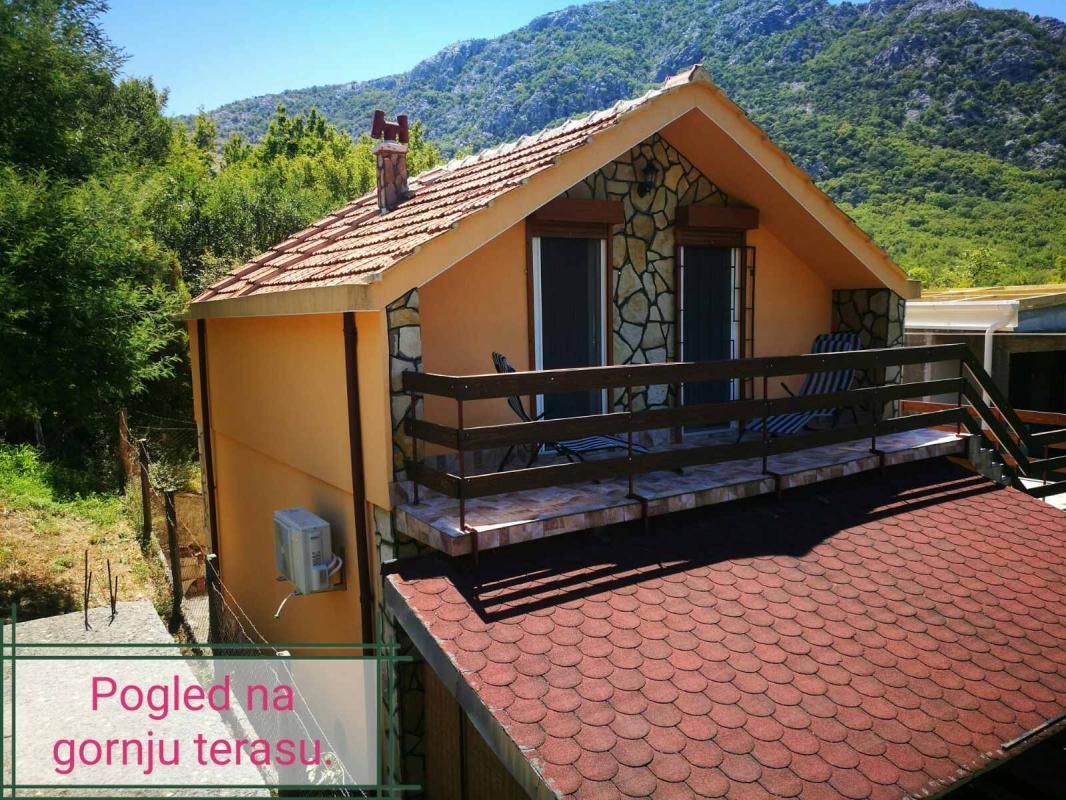 Casa Djurmani, Montenegro, 66 m² - imagen 1