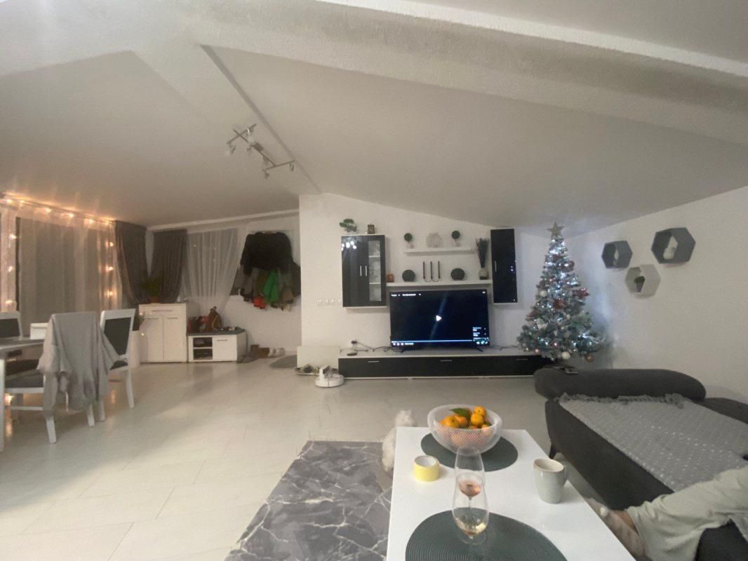 Appartement à Sutomore, Monténégro, 84 m² - image 1