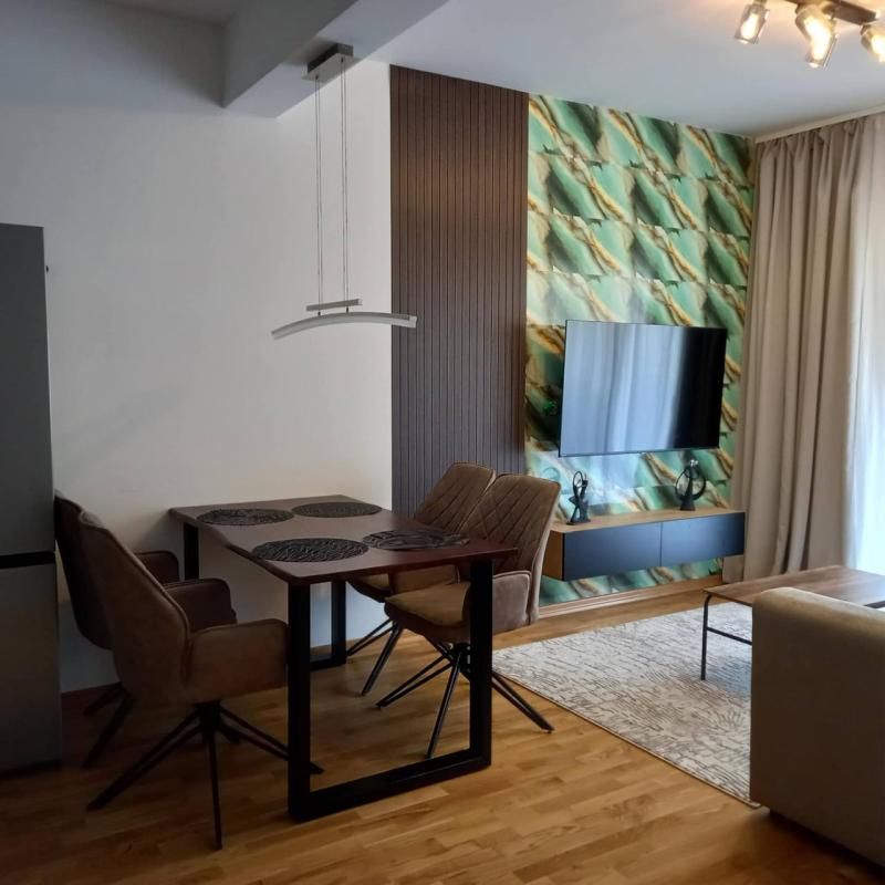 Piso Lazi, Montenegro, 42 m² - imagen 1