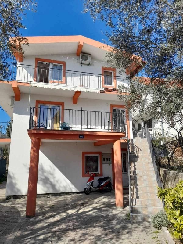 Haus in Susanj, Montenegro, 274 m² - Foto 1