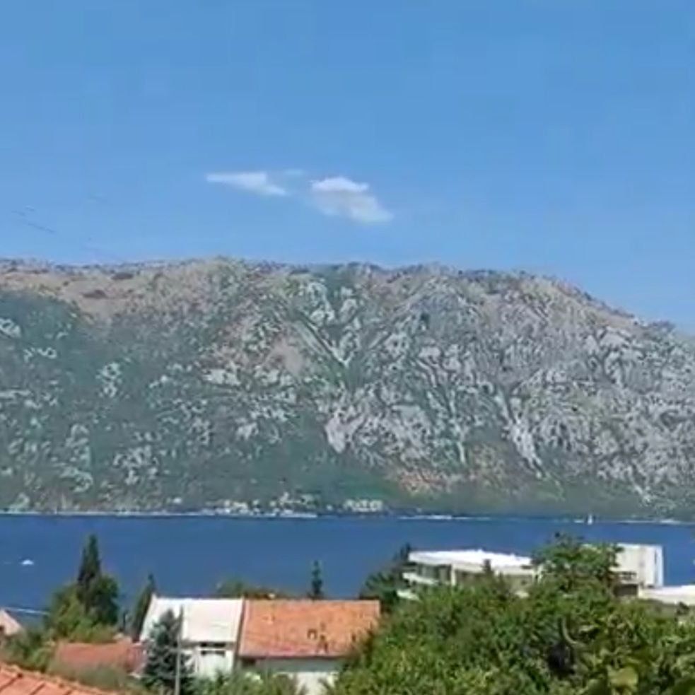 Piso en Stoliv, Montenegro, 62 m² - imagen 1