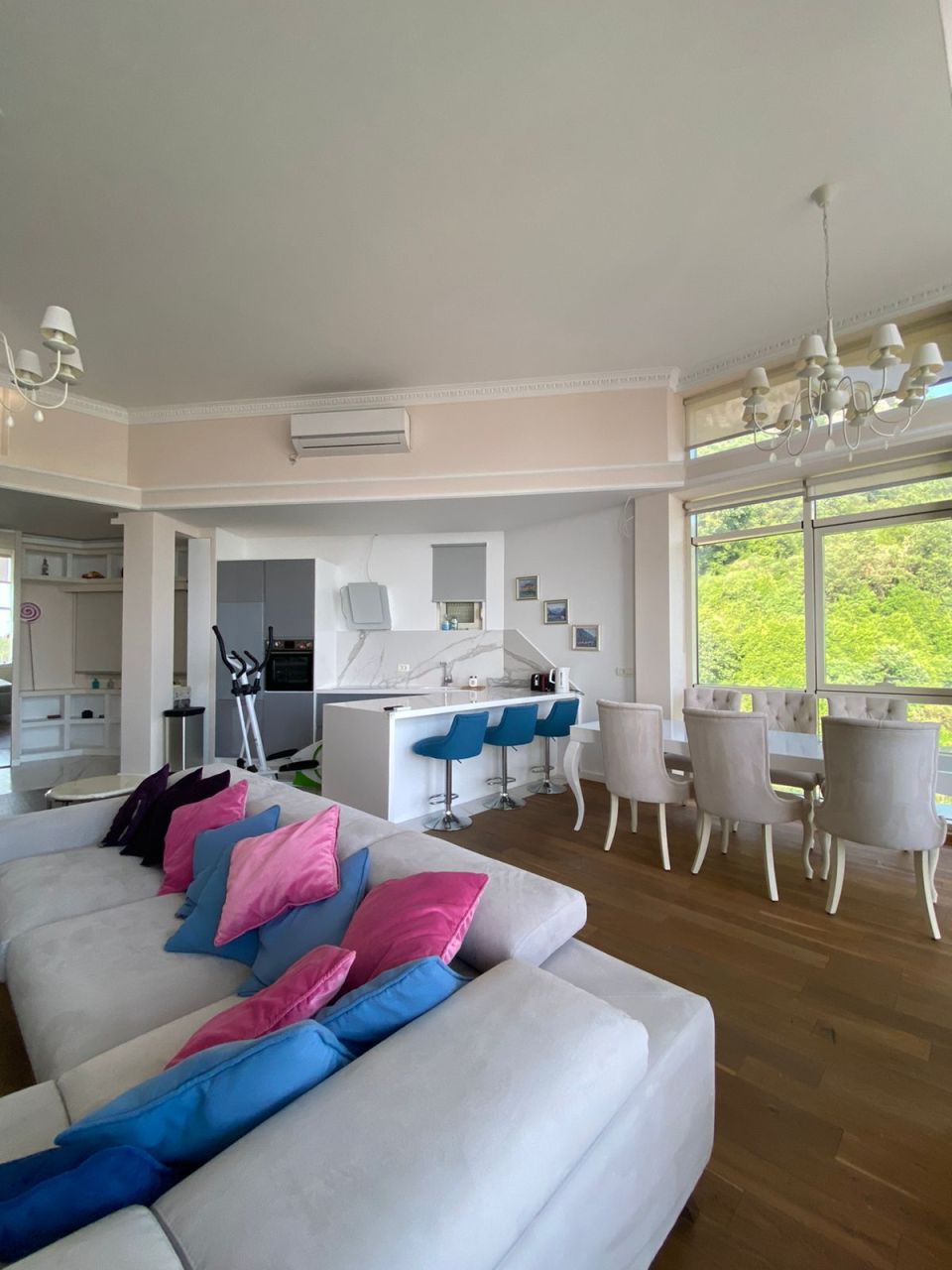Piso en Rafailovici, Montenegro, 150 m² - imagen 1