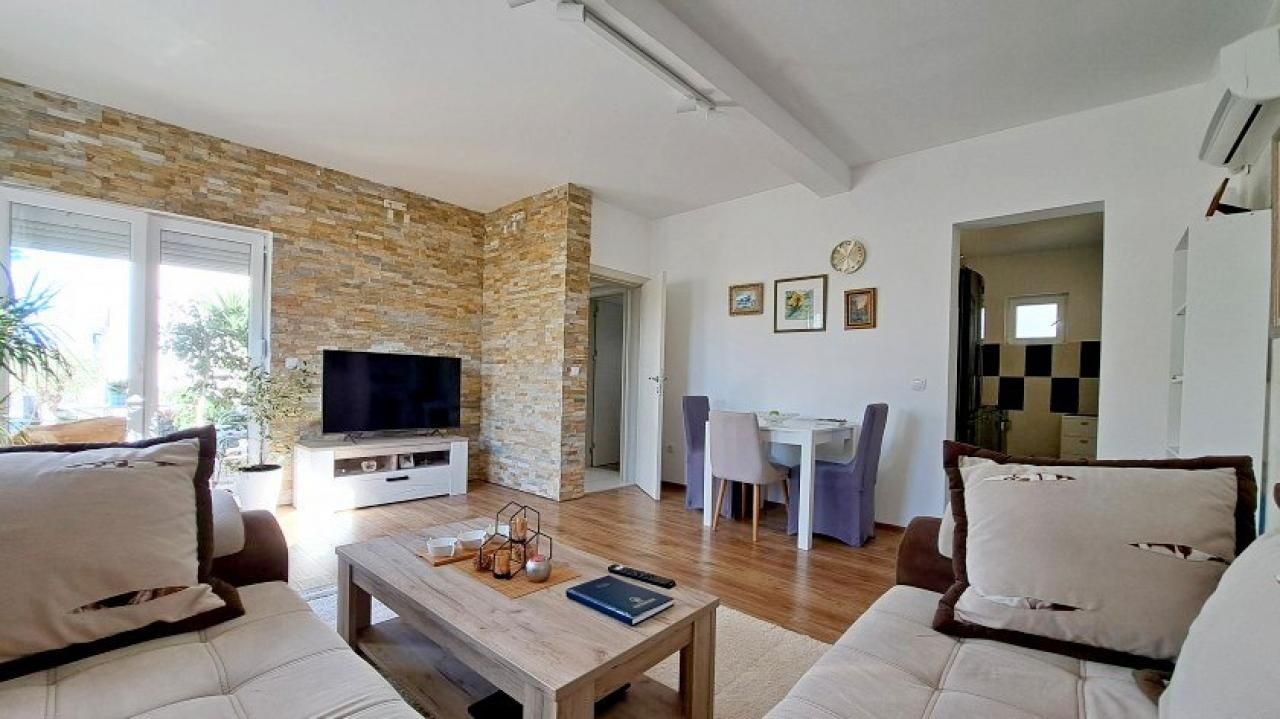 Maison à Šušanj, Monténégro, 90 m² - image 1
