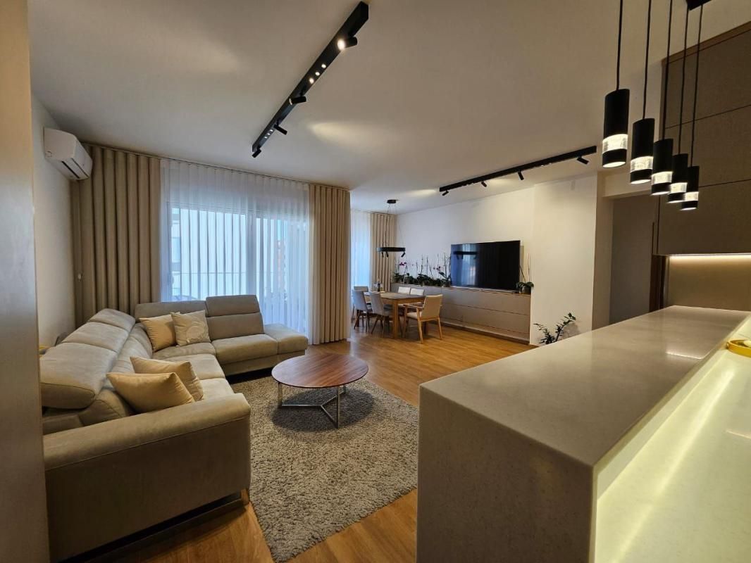 Appartamento Podmaine, Montenegro, 103 m² - foto 1