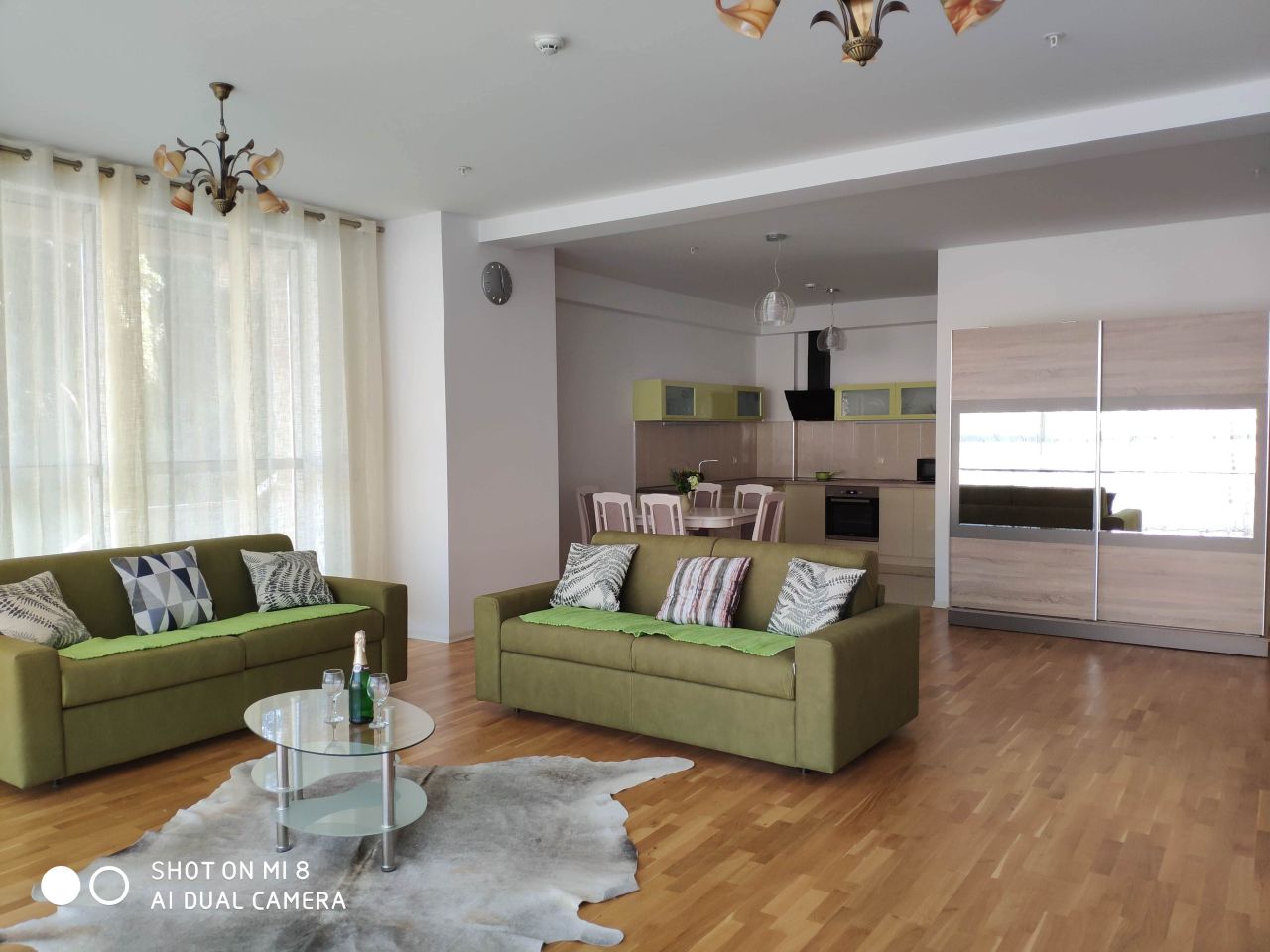 Flat in Becici, Montenegro, 86 m² - picture 1