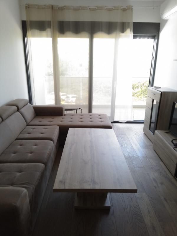 Wohnung in Bar, Montenegro, 65 m² - Foto 1