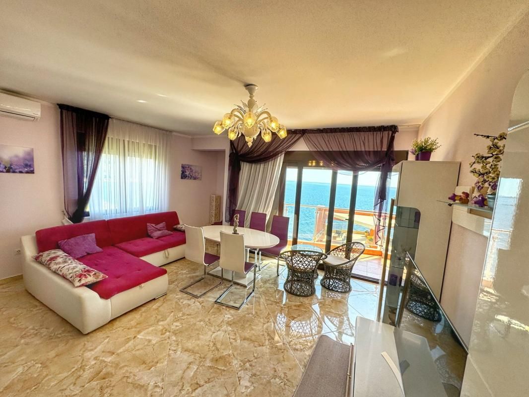 Piso en Dobra Voda, Montenegro, 74 m² - imagen 1