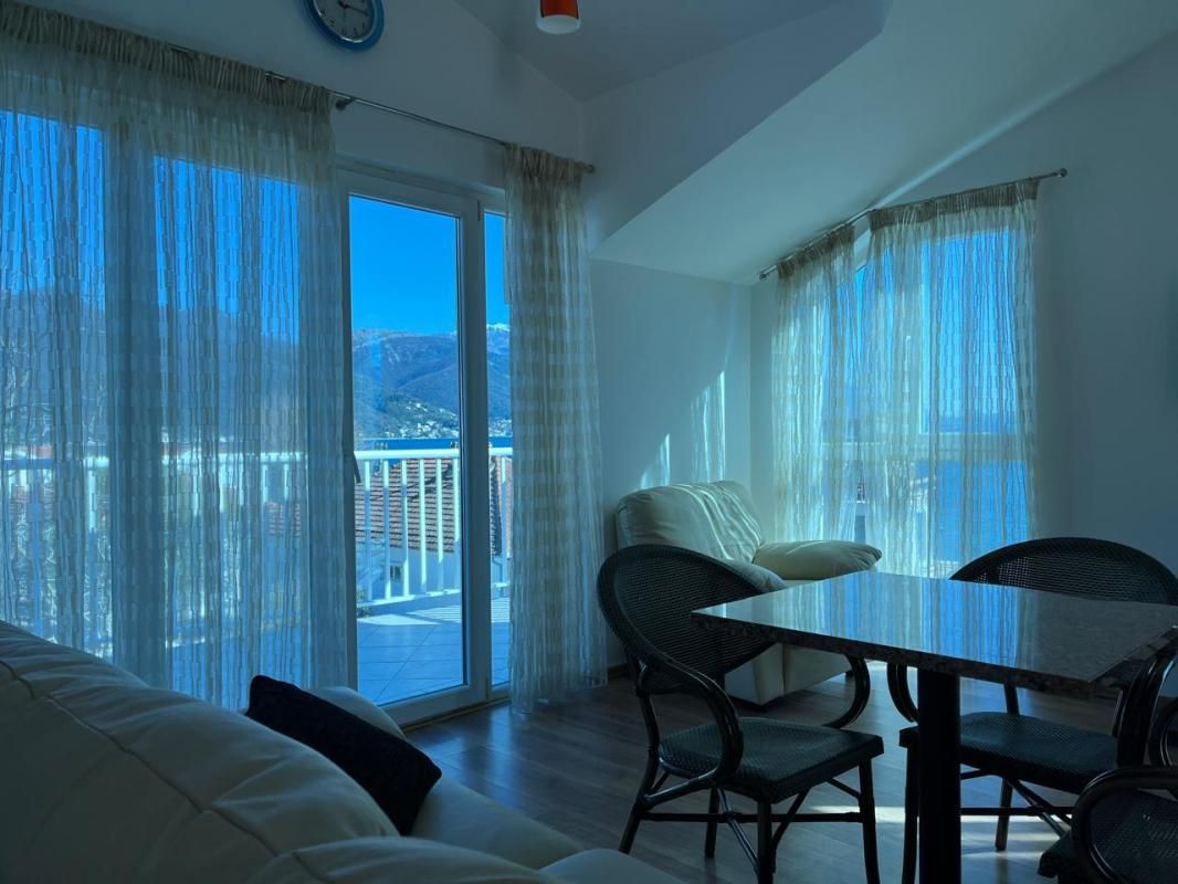 Wohnung in Bijela, Montenegro, 90 m² - Foto 2