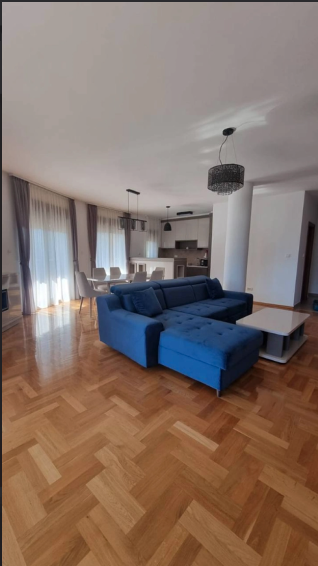Piso en Becici, Montenegro, 130 m² - imagen 2