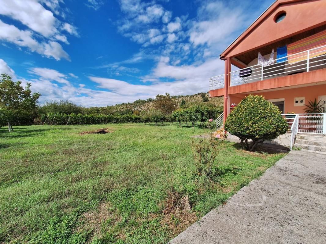 Haus in Danilovgrad, Montenegro, 212 m² - Foto 2