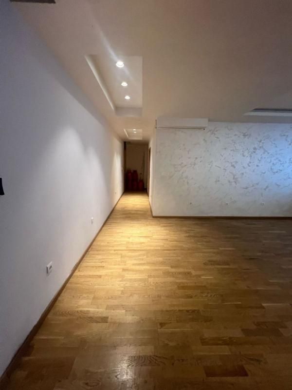 Gewerbeimmobilien in Budva, Montenegro, 90 m² - Foto 2