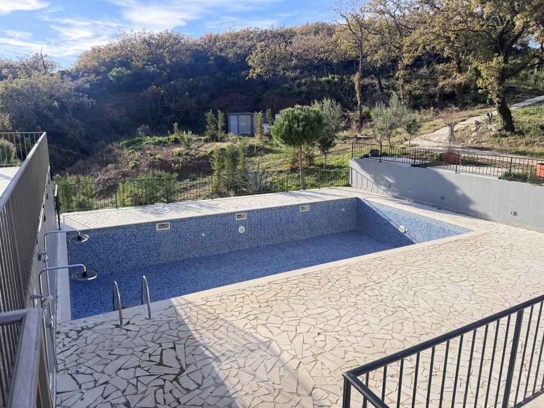 Appartement à Przno, Monténégro, 47 m² - image 2