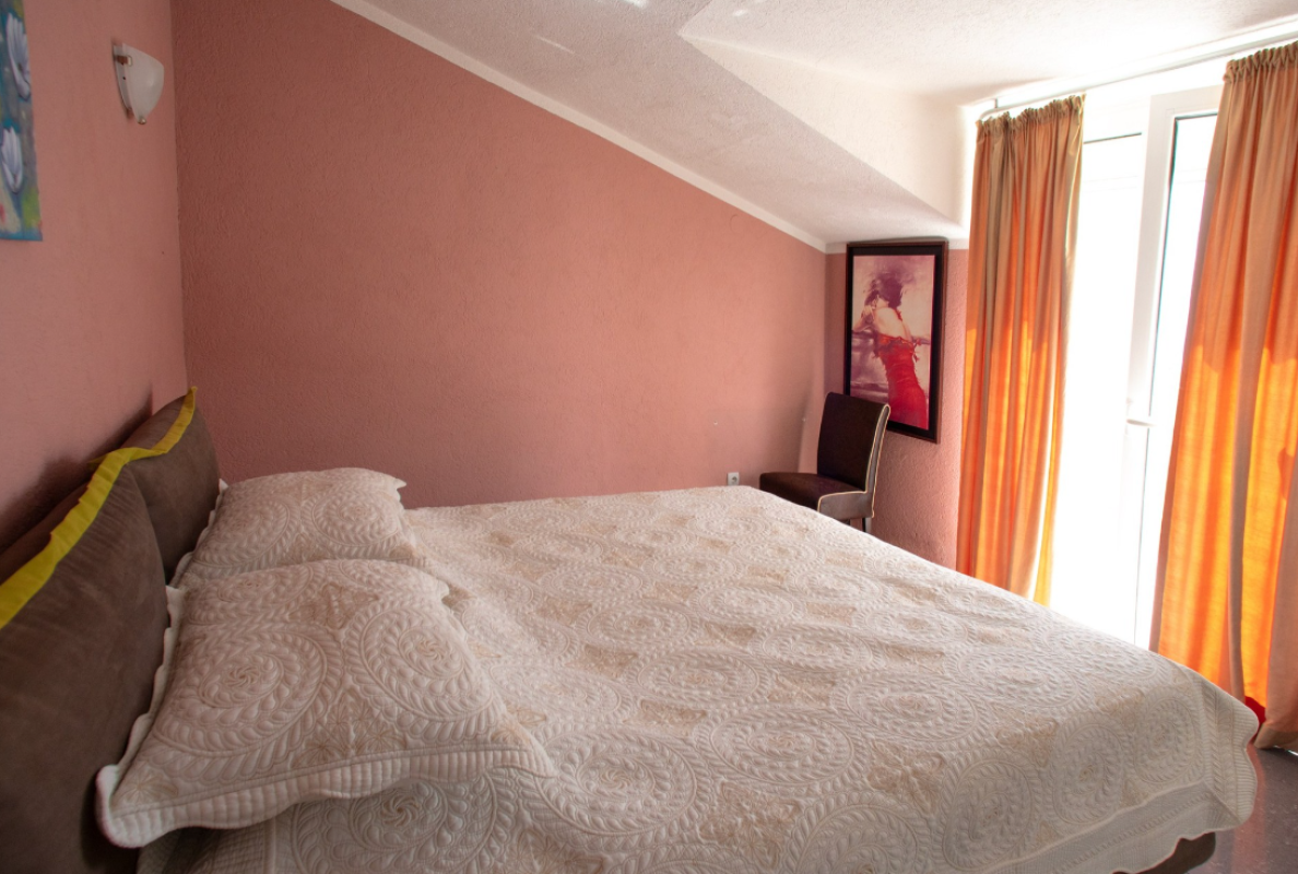 Hotel en Krimovica, Montenegro, 300 m² - imagen 2