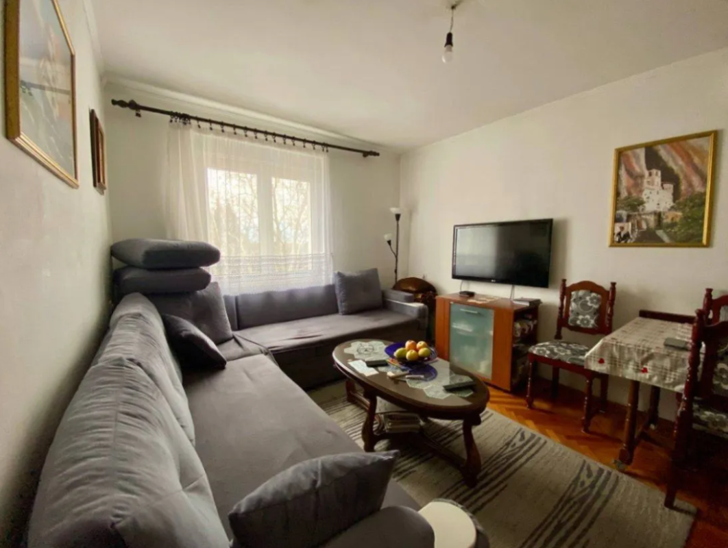 Flat in Bar, Montenegro, 72 m² - picture 2