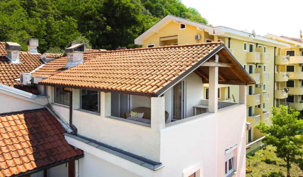 Appartamento a Petrovac, Montenegro, 69 m² - foto 2