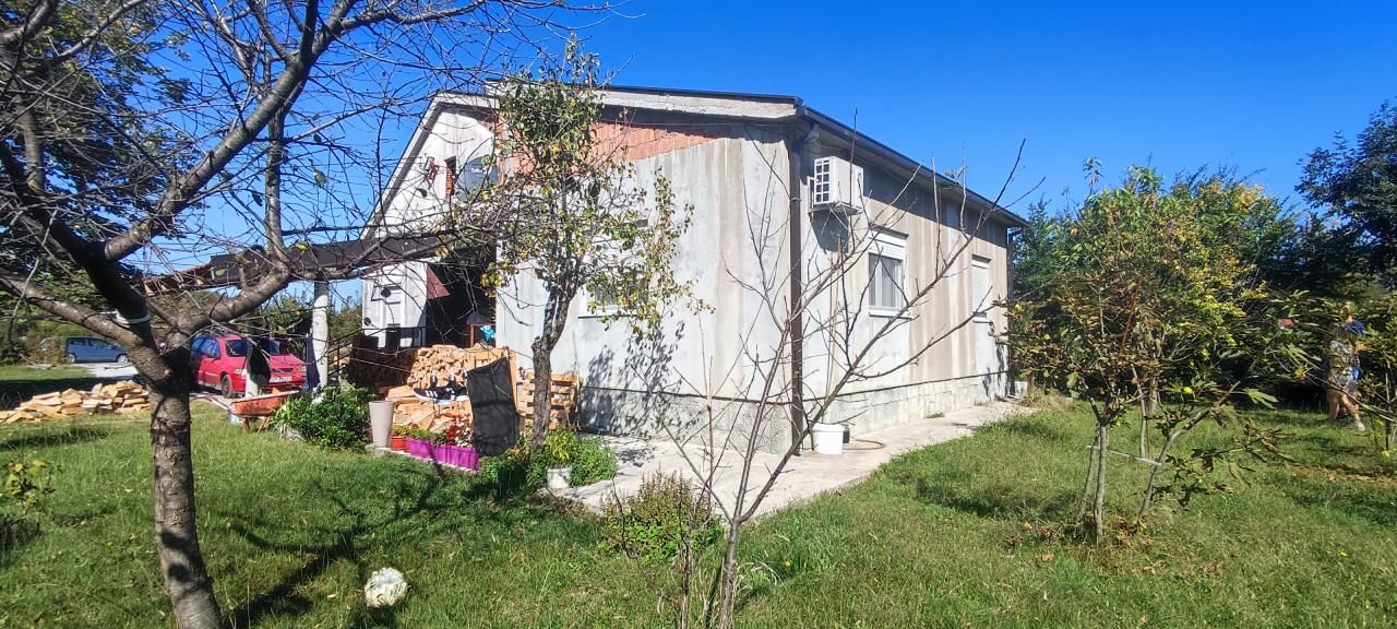 Maison à Danilovgrad, Monténégro, 120 m² - image 2