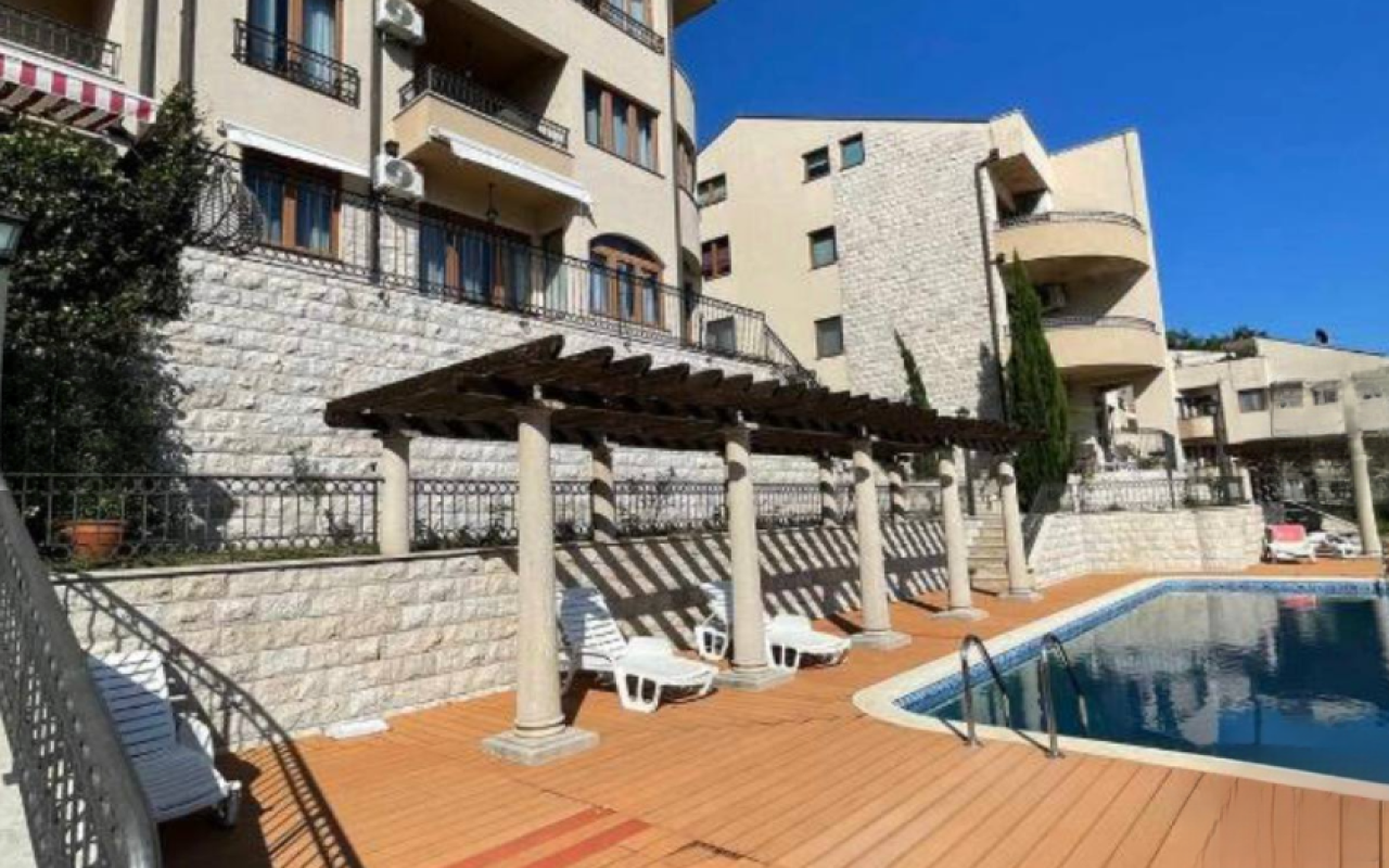 Flat in Herceg-Novi, Montenegro, 75 m² - picture 2