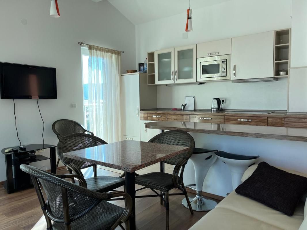 Wohnung in Bijela, Montenegro, 90 m² - Foto 3