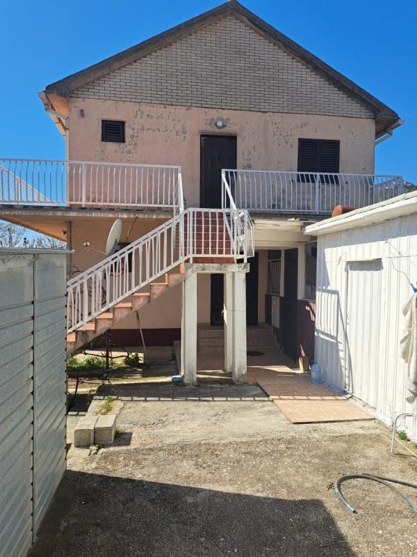 House in Sutomore, Montenegro, 200 m² - picture 3