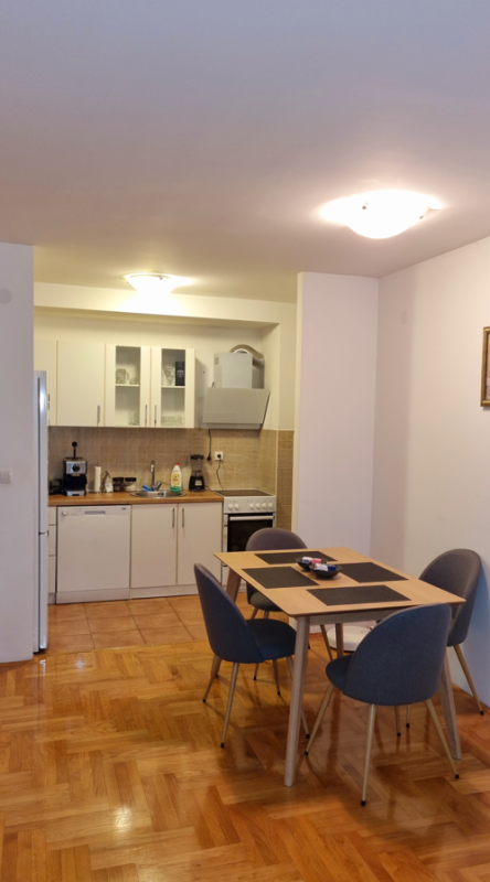 Piso en el Bar, Montenegro, 76 m² - imagen 3