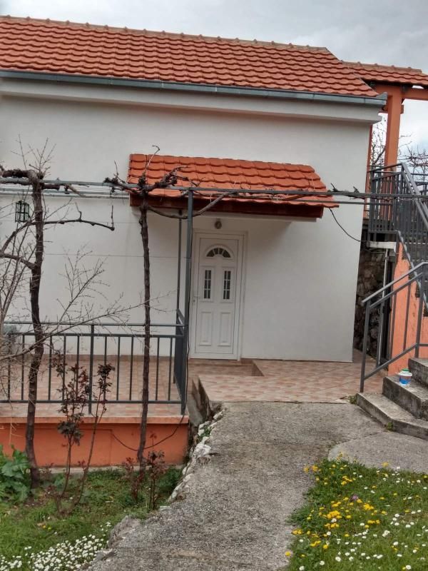 Casa a Dobra Voda, Montenegro, 100 m² - foto 3