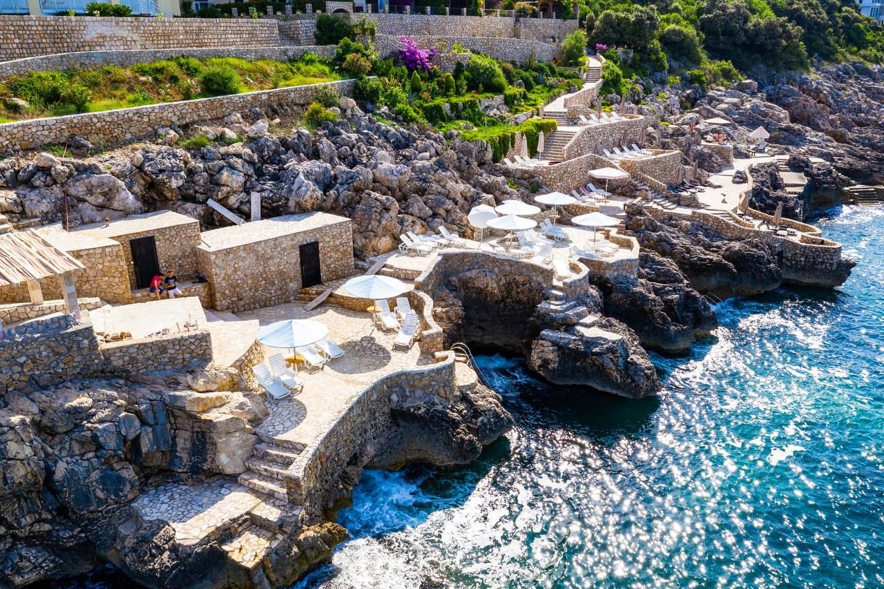 Flat in Dobra Voda, Montenegro, 201 m² - picture 3