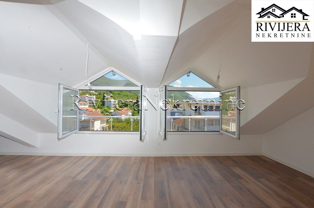 Appartamento a Herceg-Novi, Montenegro, 146 m² - foto 3