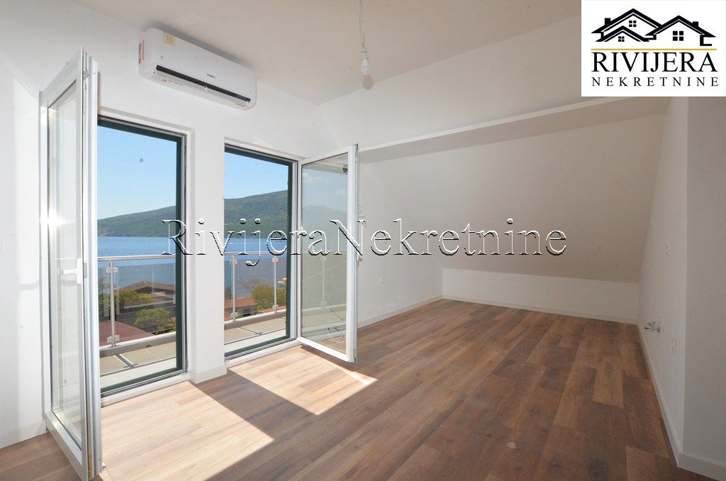 Appartamento a Herceg-Novi, Montenegro, 146 m² - foto 4