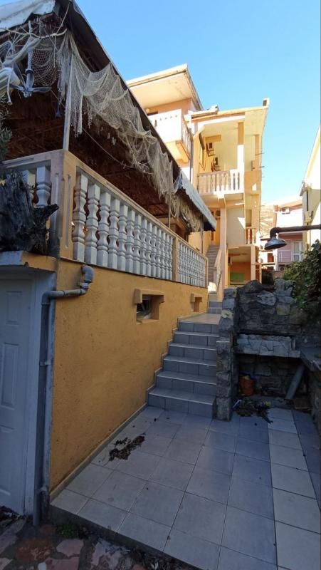 Maison à Sutomore, Monténégro, 220 m² - image 4