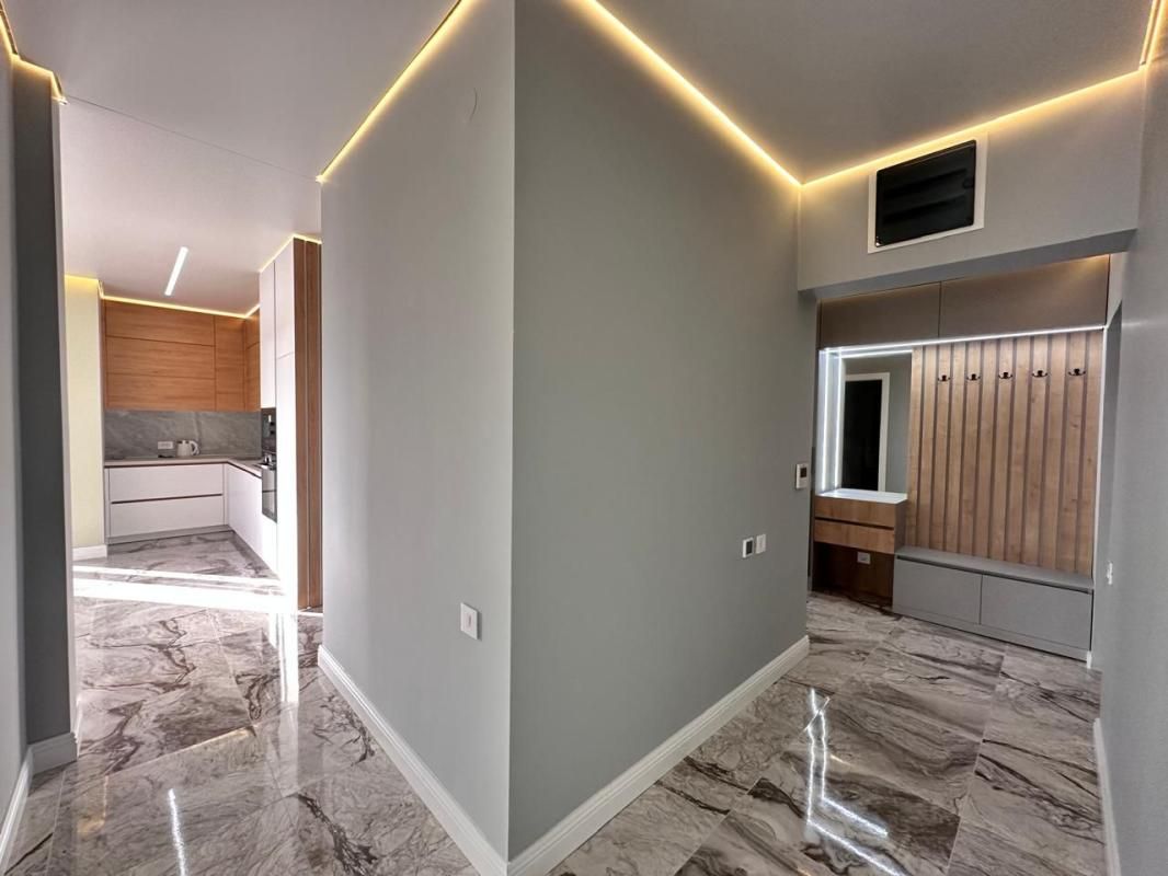 Piso en Tivat, Montenegro, 68 m² - imagen 4