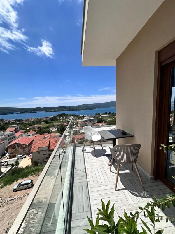 Flat in Tivat, Montenegro, 38 m² - picture 4