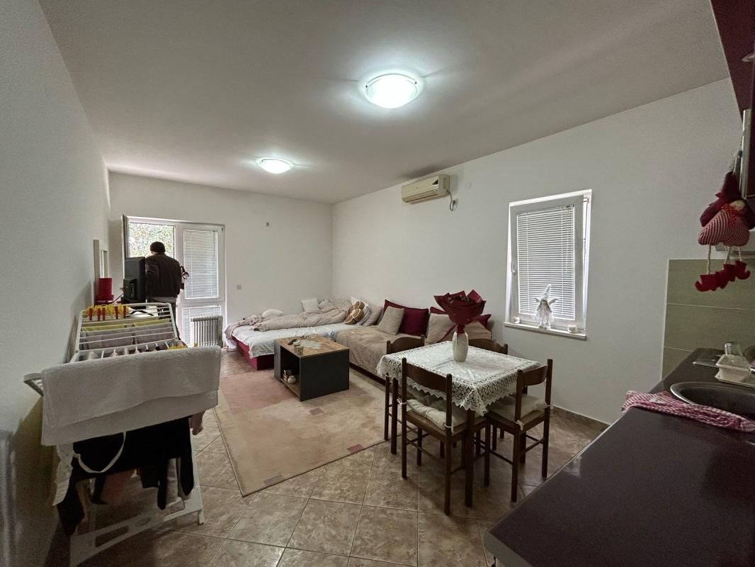 Flat in Sutomore, Montenegro, 38 m² - picture 4