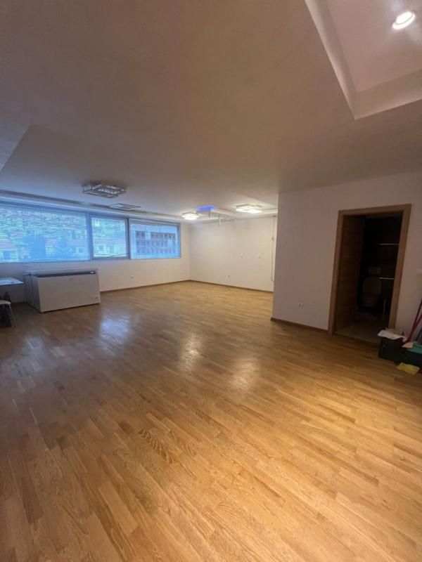 Gewerbeimmobilien in Budva, Montenegro, 90 m² - Foto 5