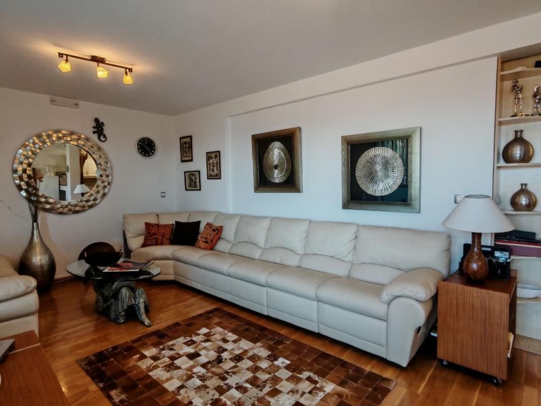 Flat in Petrovac, Montenegro, 85 m² - picture 5