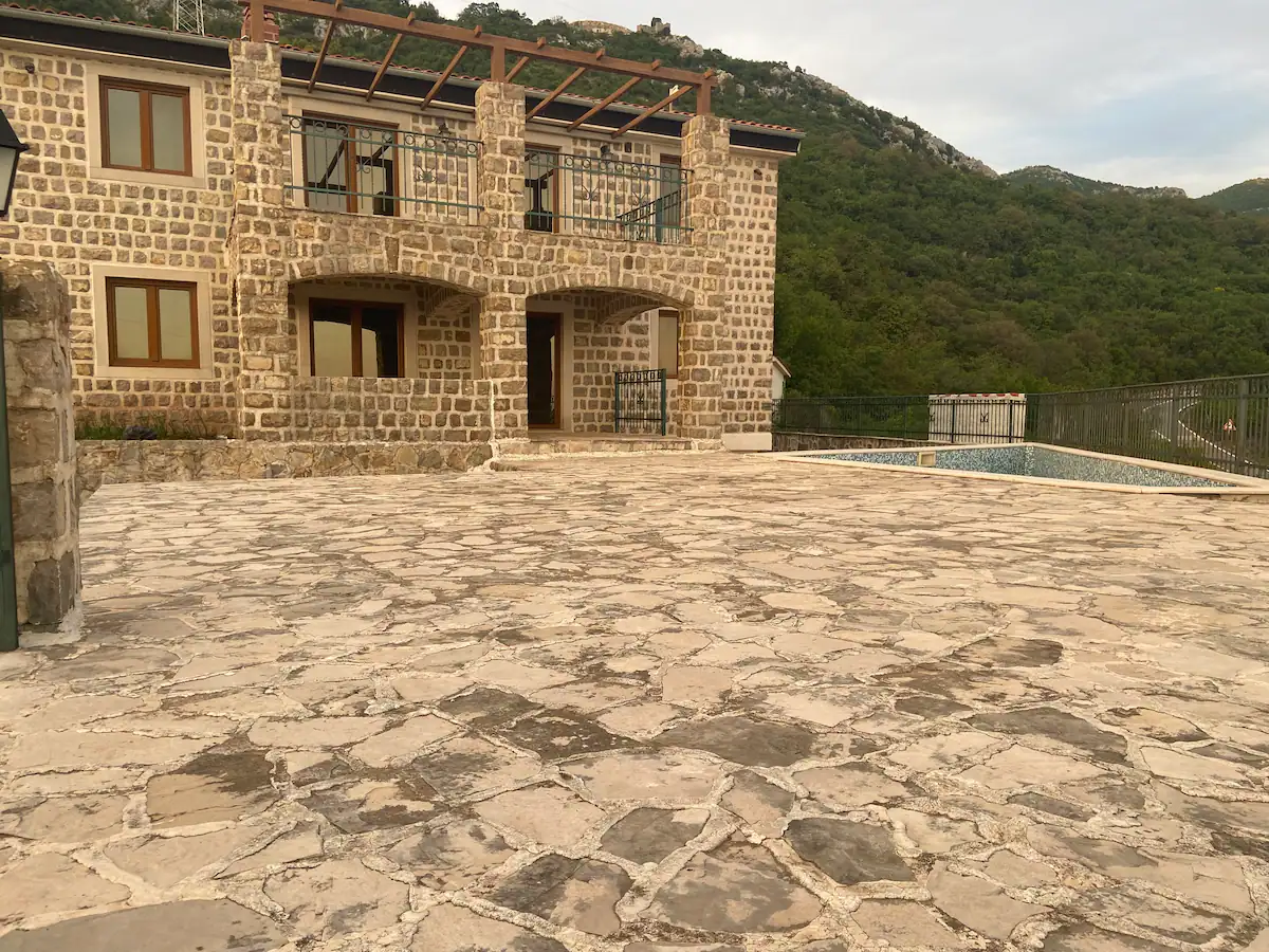 House in Petrovac, Montenegro, 466 m² - picture 5