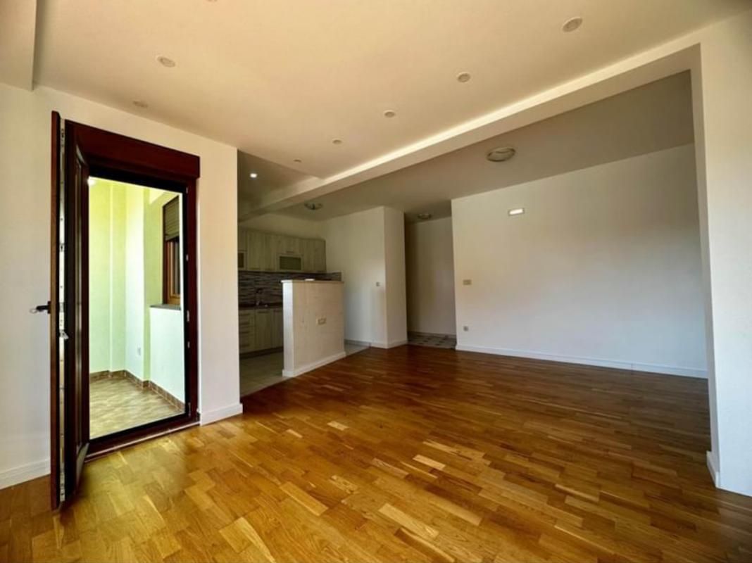 Piso en Budva, Montenegro, 65 m² - imagen 5